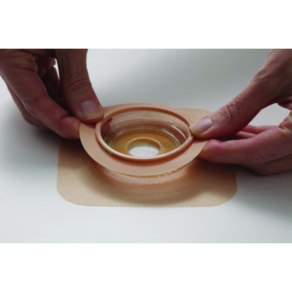 Barrière Cutanée Natura Durahesive Malléable Accordéon Avec Collet Beige En Hydrocolloide Collerette Accordéon Convatec